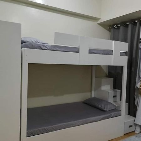 Budget Accommodation Holland Park Condominium Southwoods Binan Laguna Jalang Экстерьер фото